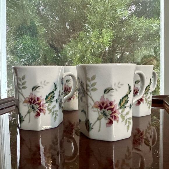 Vintage Sadek Floral Octagon Shape Buckingham Mugs set of 4, Made in Japan - Picture 4 of 11